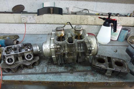 Honda CD175 rebuild